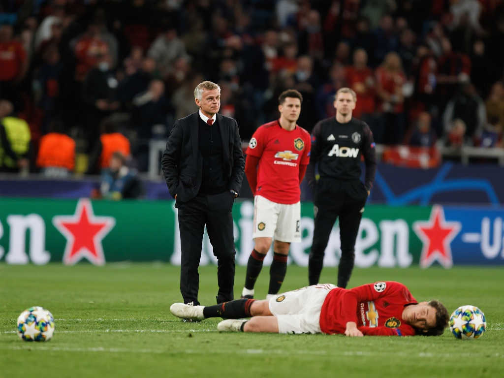 【复盘】曼联绝境逆转 阿莫林欧战模式刚硬兼走运 【复盘】曼联绝境逆转 阿莫林欧战模式刚硬兼走运